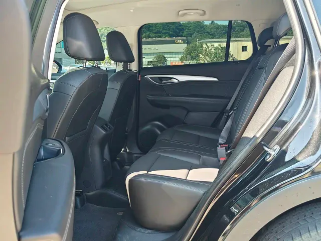Buick Envision Plus — Фото автомобиля 22