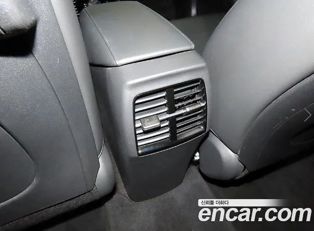 Kia Niro The All New — Фото автомобиля 16