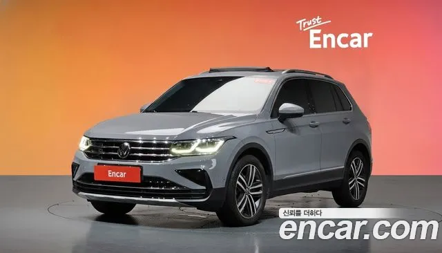 Фотография автомобиля — Volkswagen Tiguan