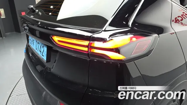 Chevrolet Bolt EUV — Фото автомобиля 8