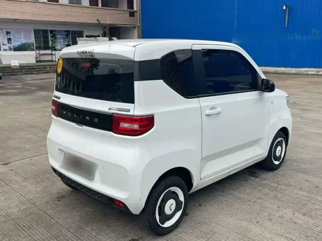 Wuling Hongguang Mini EV — Фото автомобиля 10