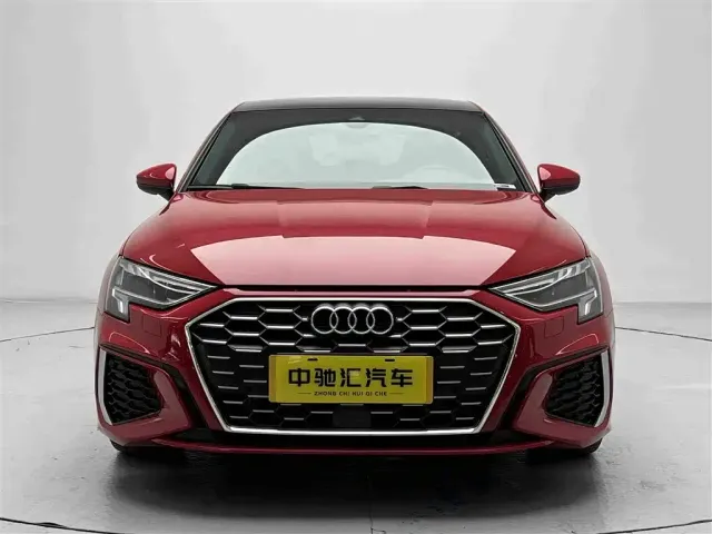 Audi Audi A3 2024 Model Sportback 35 TFSI Fashion Sport — Фото автомобиля 2