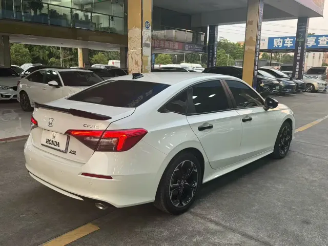 Honda Civic — Фото автомобиля 7