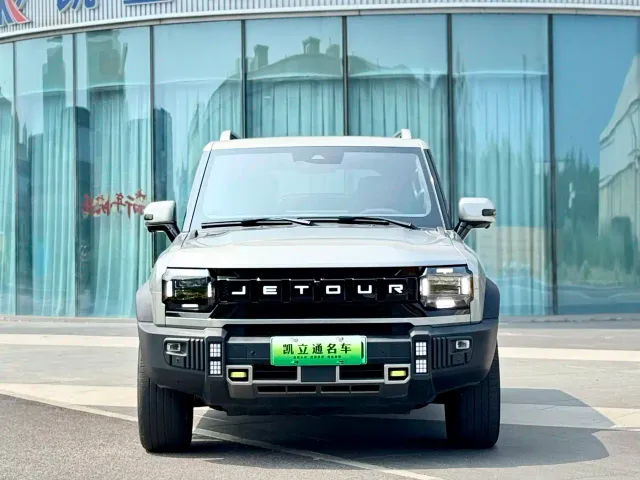Jetour T2 — Фото автомобиля 2