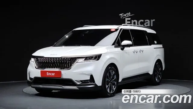 Фотография автомобиля — Kia Carnival Generation 4