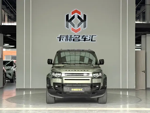 Land Rover Defender — Фото автомобиля 2