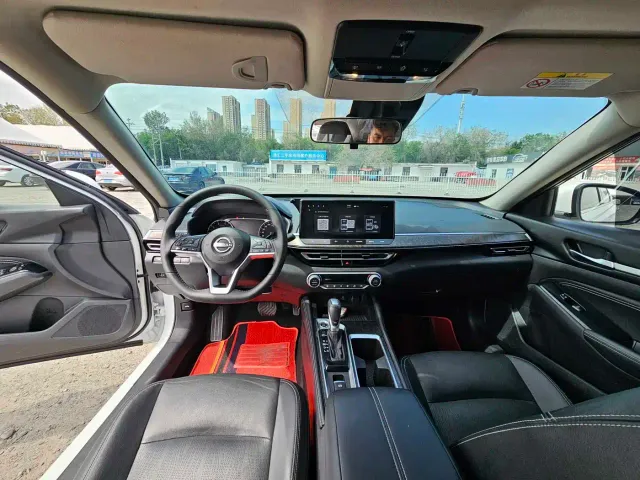 Nissan Teana — Фото автомобиля 5