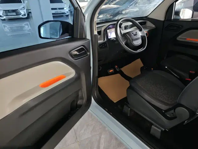 Wuling Hongguang Mini EV — Фото автомобиля 15