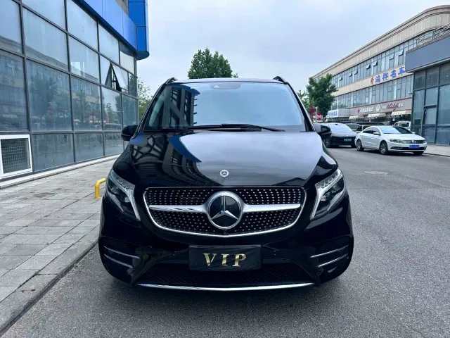 Mercedes-Benz V-Class — Фото автомобиля 2
