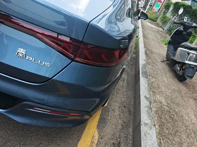 BYD Qin PLUS — Фото автомобиля 7