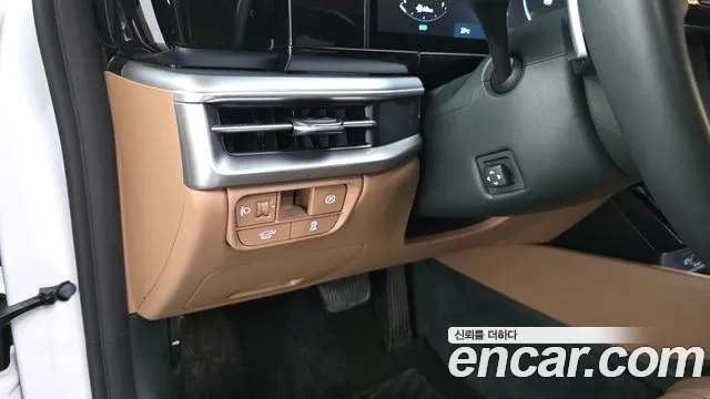Hyundai Grandeur Grandeur (GN7) — Фото автомобиля 10