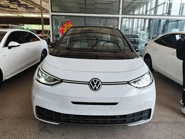 Volkswagen ID.3 — Фото автомобиля 2