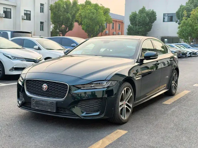 Jaguar XEL — Фото автомобиля 2