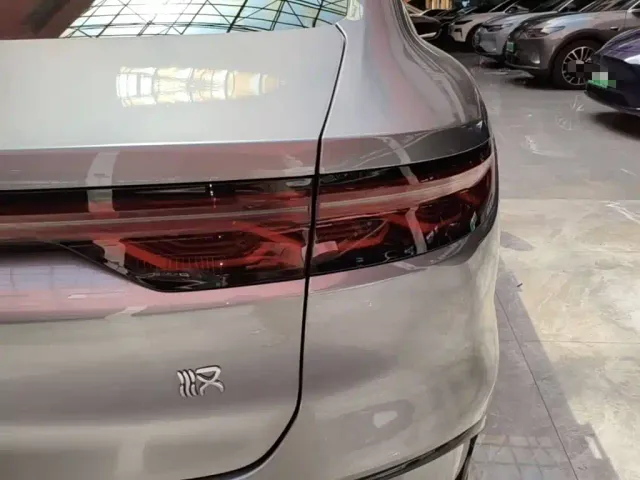 BYD Han — Фото автомобиля 7