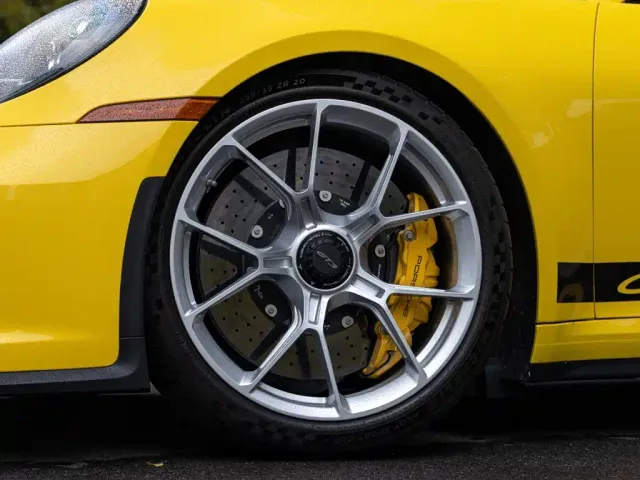 Porsche 911 — Фото автомобиля 8