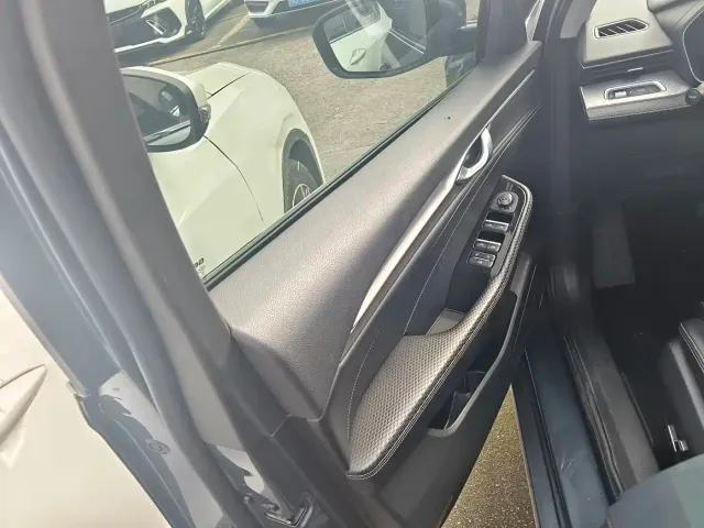 Geely Xingrui — Фото автомобиля 13
