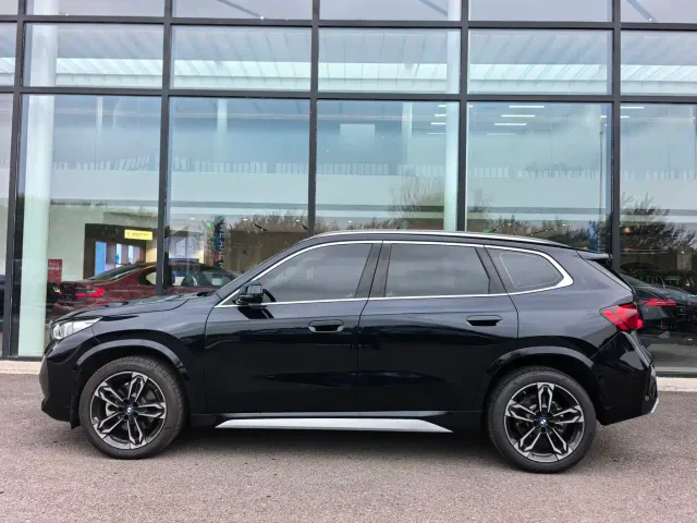 BMW BMW X1 2025 sDrive25Li M Sport Package — Фото автомобиля 3