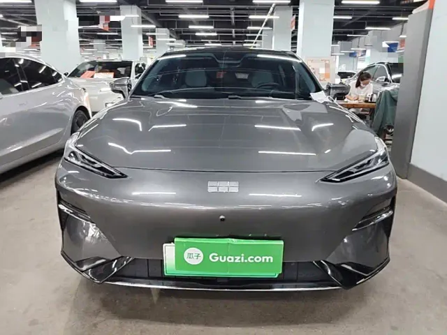 Geely Galaxy E8 — Фото автомобиля 2