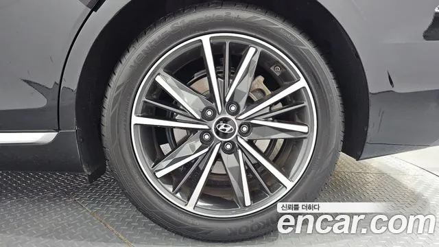 Hyundai Grandeur Новый Grandeur IG — Фото автомобиля 7