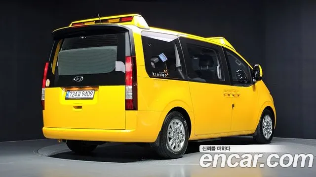 Hyundai Staria — Фото автомобиля 2