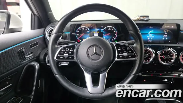 Mercedes-Benz A-Class W177 — Фото автомобиля 19