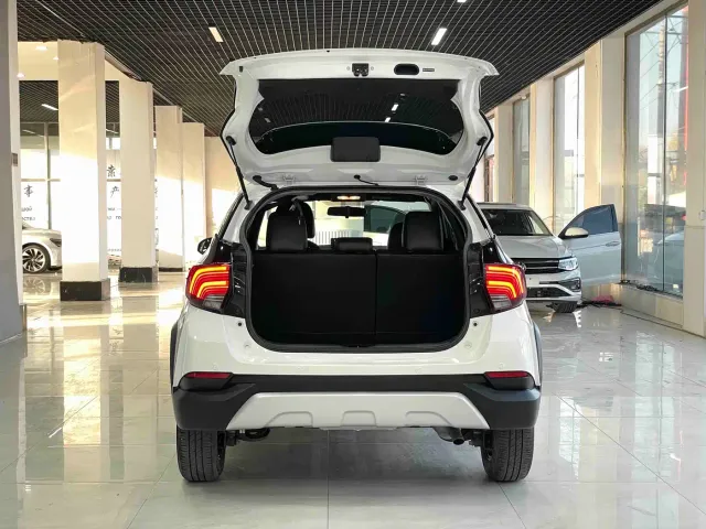 Toyota YARiS L Zhi Xuan — Фото автомобиля 12