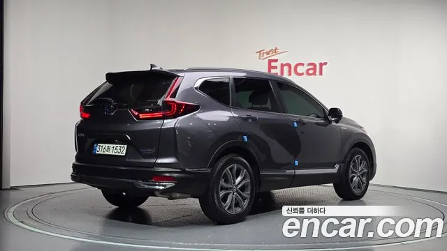 Honda CR-V Generation 5 — Фото автомобиля 2