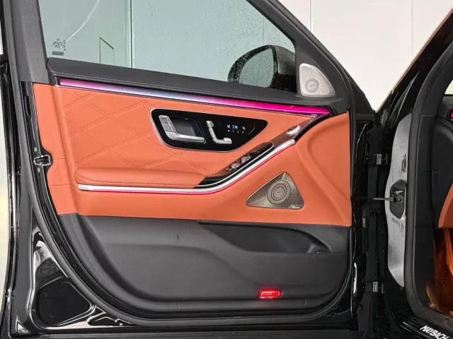 Mercedes-Benz Maybach S-Class — Фото автомобиля 16