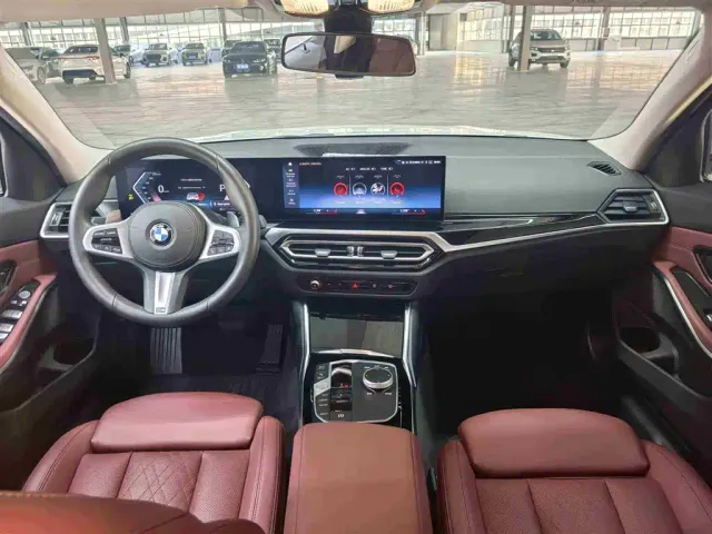 BMW 3 Series — Фото автомобиля 8