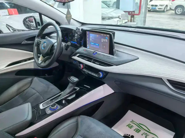 Buick Velite 6 — Фото автомобиля 10