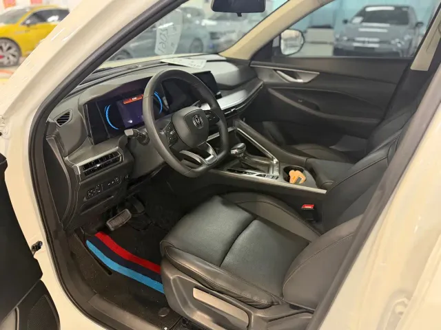 Changan CS35 Plus — Фото автомобиля 7
