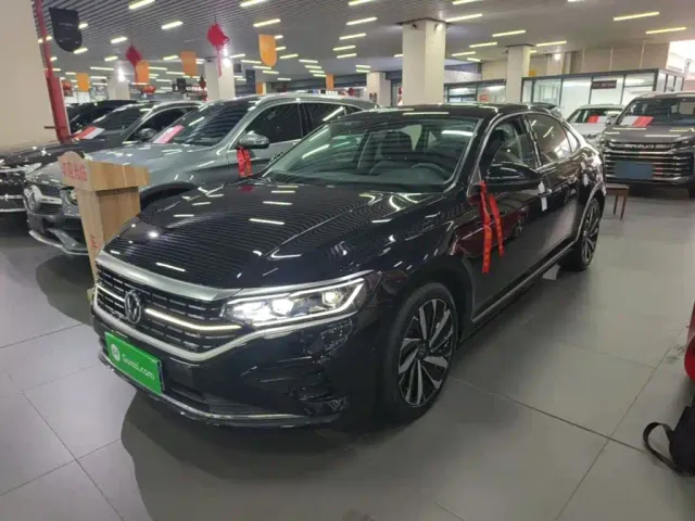 Фотография автомобиля — Volkswagen Passat