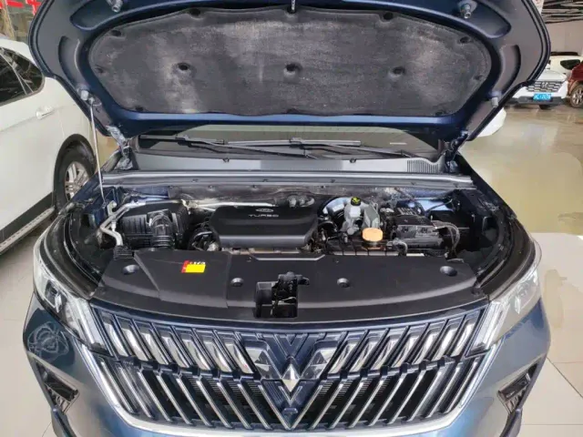 Wuling Jiachen — Фото автомобиля 15