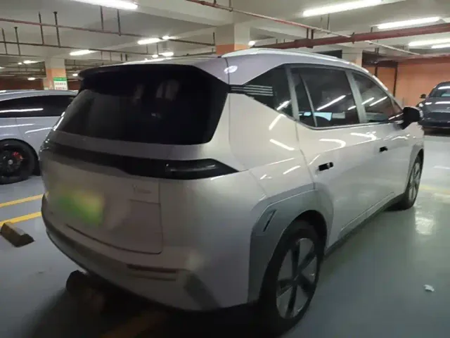 GAC Aion Y — Фото автомобиля 6