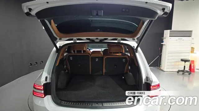 Genesis GV80 — Фото автомобиля 26