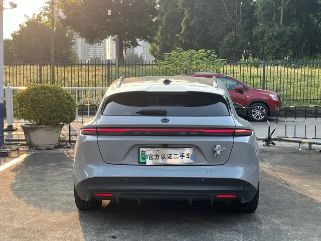 Nio ET5 Touring — Фото автомобиля 19