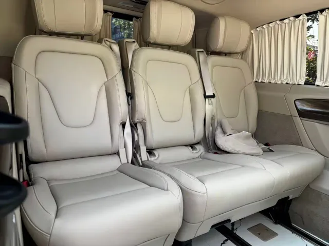 Mercedes-Benz V-Class — Фото автомобиля 12