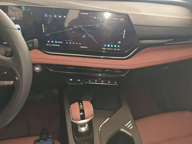 Changan X5 Plus — Фото автомобиля 12