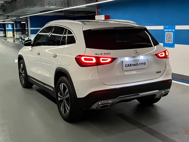 Mercedes-Benz GLA-Class — Фото автомобиля 9