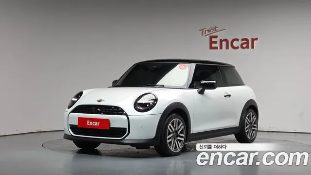 Фотография автомобиля — MINI Cooper 4th Gen