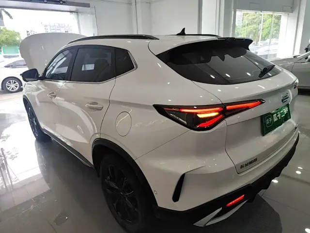 Changan X5 Plus — Фото автомобиля 4