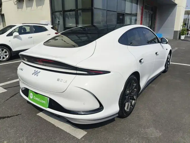 IM Motors L6 — Фото автомобиля 6