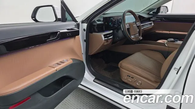 Hyundai Grandeur GN7 — Фото автомобиля 10