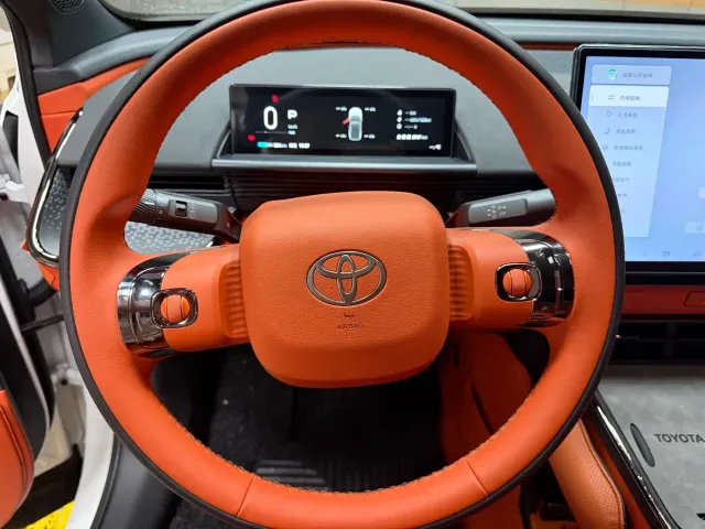 Toyota BoZhi 3X — Фото автомобиля 12