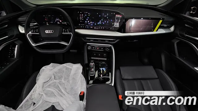Audi Q5 40 TFSI quattro Sportback S Line — Фото автомобиля 6