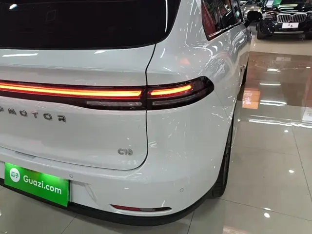 Leapmotor C10 — Фото автомобиля 7