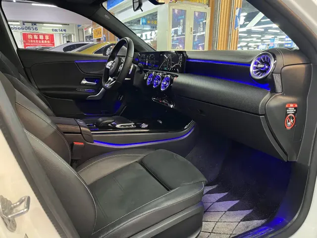 Mercedes-Benz A-Class — Фото автомобиля 13