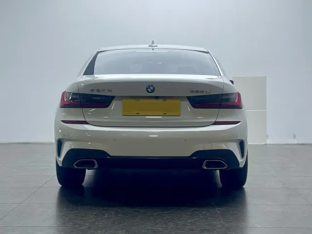 BMW 3 Series — Фото автомобиля 4