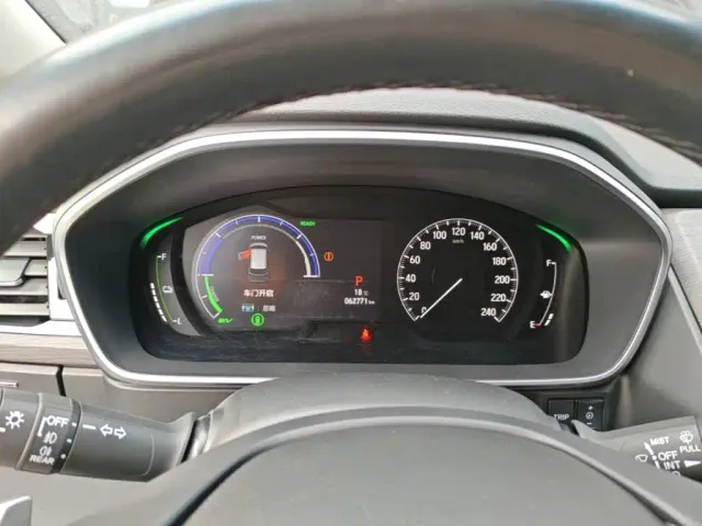 Honda Elysion — Фото автомобиля 11