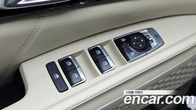 Kia Carnival Generation 4 — Фото автомобиля 30
